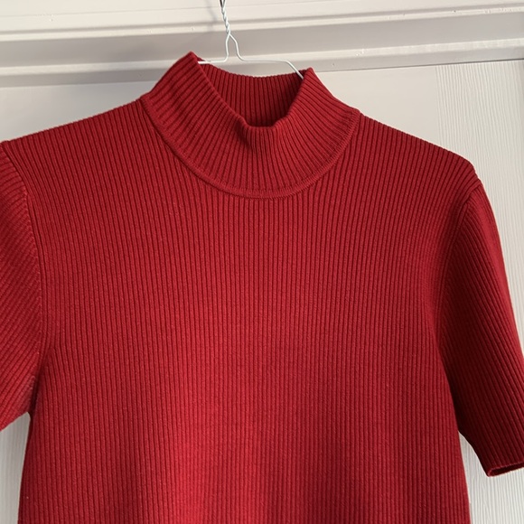 Jones New York short sleeve size turtle neck medium - Picture 2 of 5